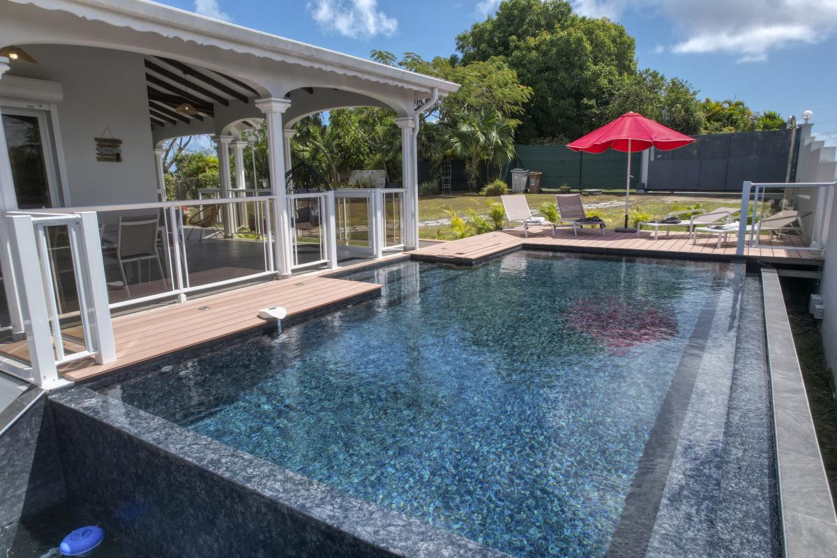 2.Location villa piscine le moule guadeloupe_Piscine